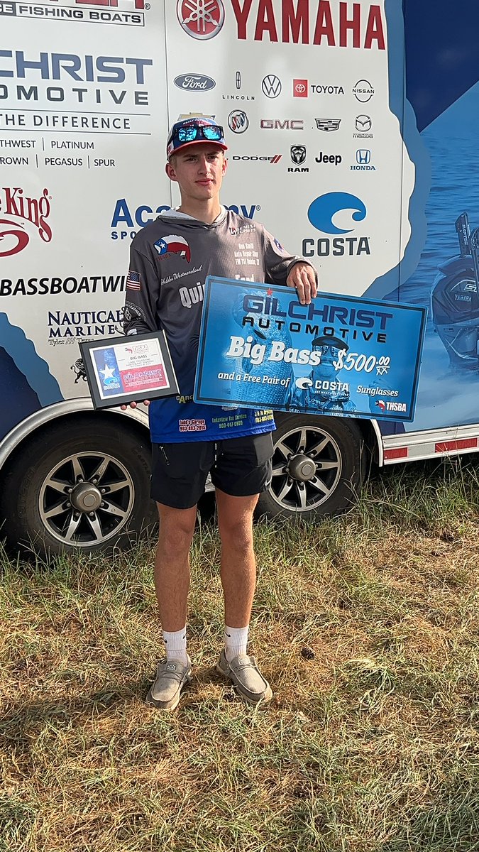 Holden22west's tweet image. 4th place and Big Bass today! Not a bad way to start the season #thsba #bass #collegebassfishing