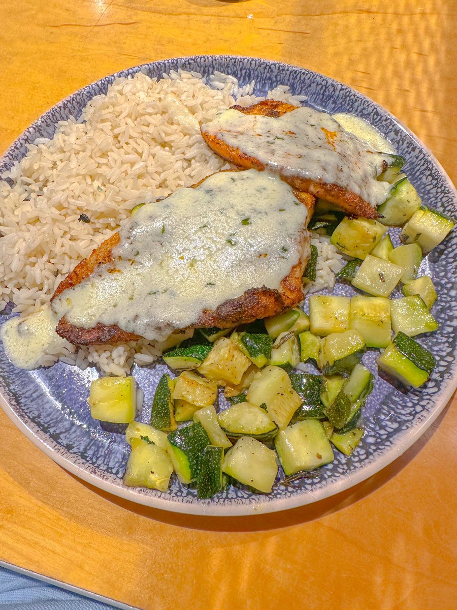 Roger Rodriguez tweet media