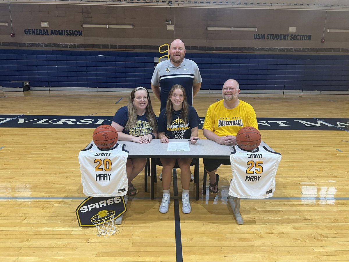 Big congrats to our girl Jules Walker aka Julio on signing with St Mary’s University. The St. Joe Hub continues to help kids reach their dreams!!