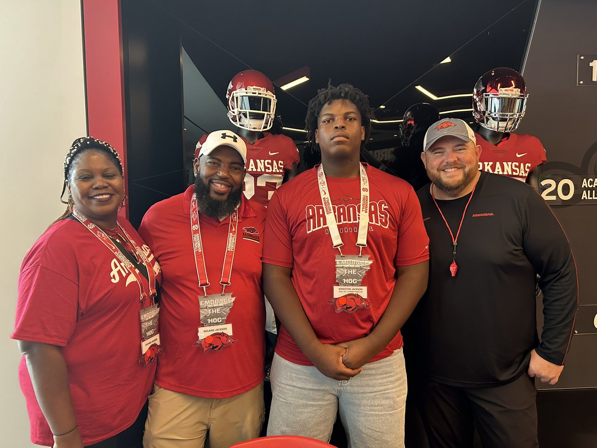 k1ngst0nj's tweet image. Had an amazing day on The Hill! @CoachMateos @RazorbackFBRec