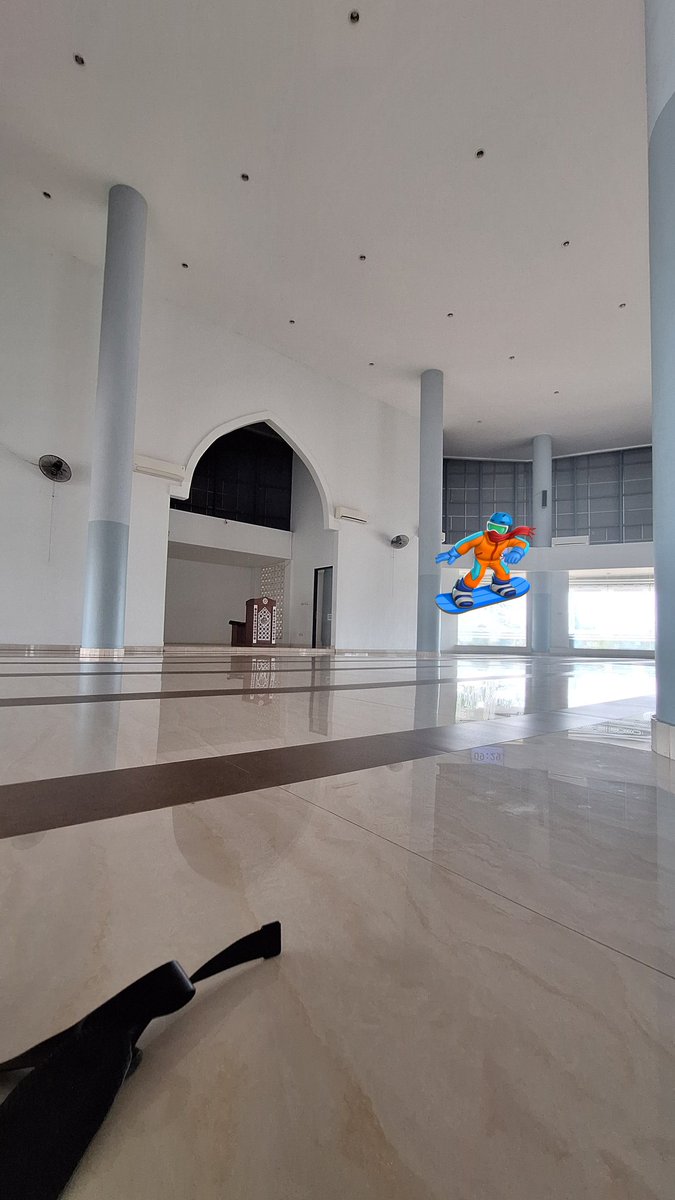 darto031's tweet photo. Sedikitt lagi Jkt (Rest Area 379 - Batang) https://t.co/WpxslkZxtJ
