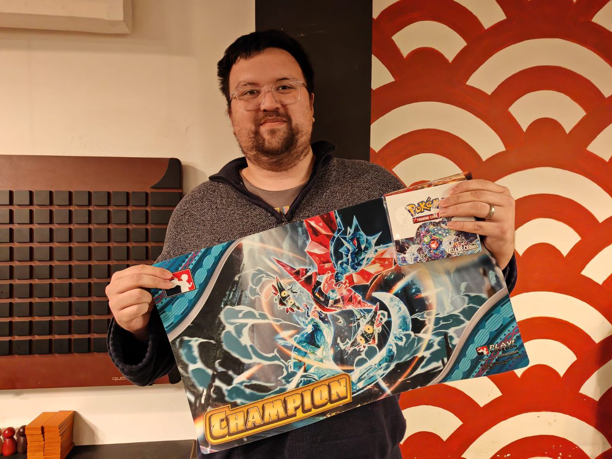 ItsMeJetChi's tweet image. Managed to get my Second Cup win of the season at #BadgerBadger
Matchups
Raging Bolt WW
Lost Tina WLW
Charizard Pidgeot WLT
Ancient Box WW
R5 ID

Top 8 Miraidon LWW
Top 4 Raging Bolt WW
Finals Charizard Pidgeot WW