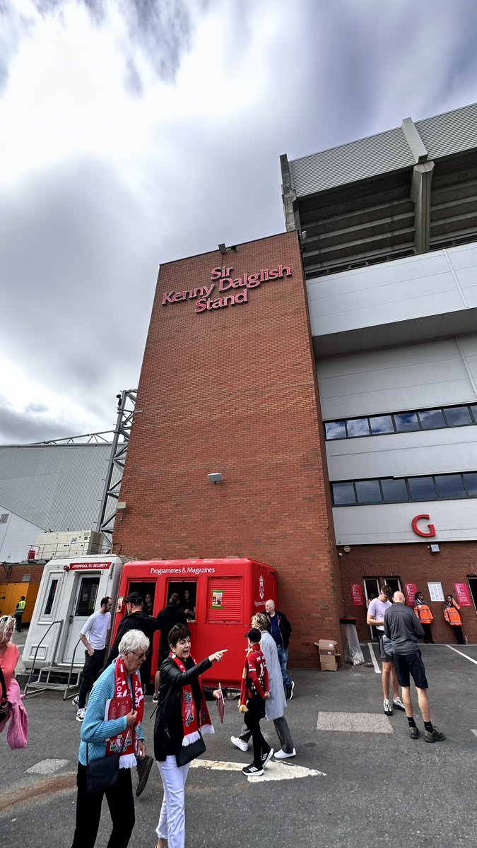 mjeed80x's tweet photo. It was an exceptional experience at #Anfield Stadium ✨ https://t.co/gkRIiVskbw