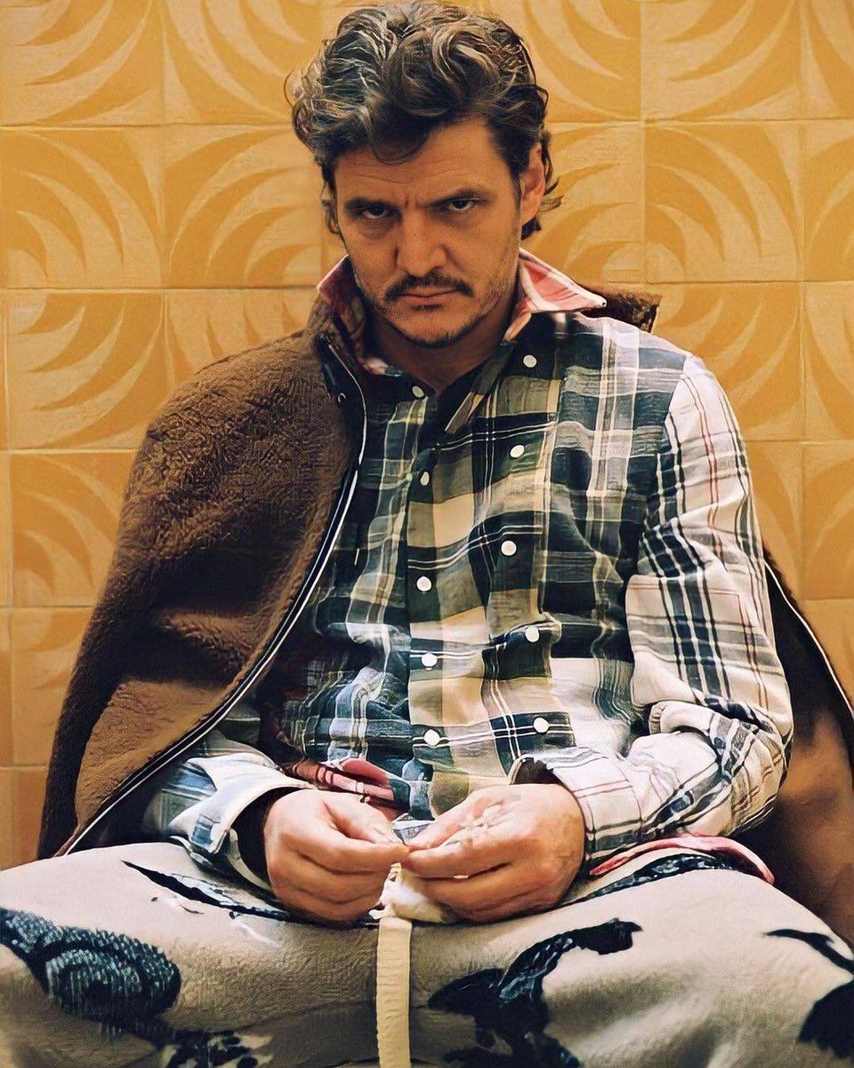 PedroPNation's tweet image. pedro pascal!