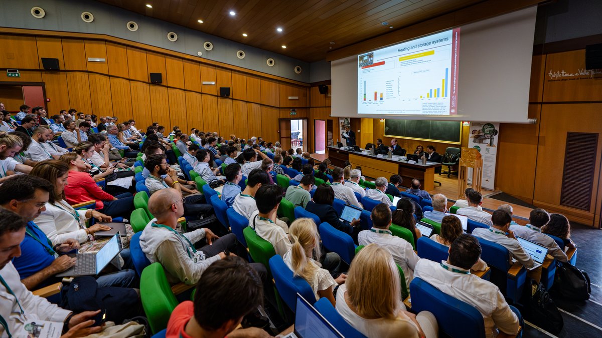 Streaming.HR tweet media