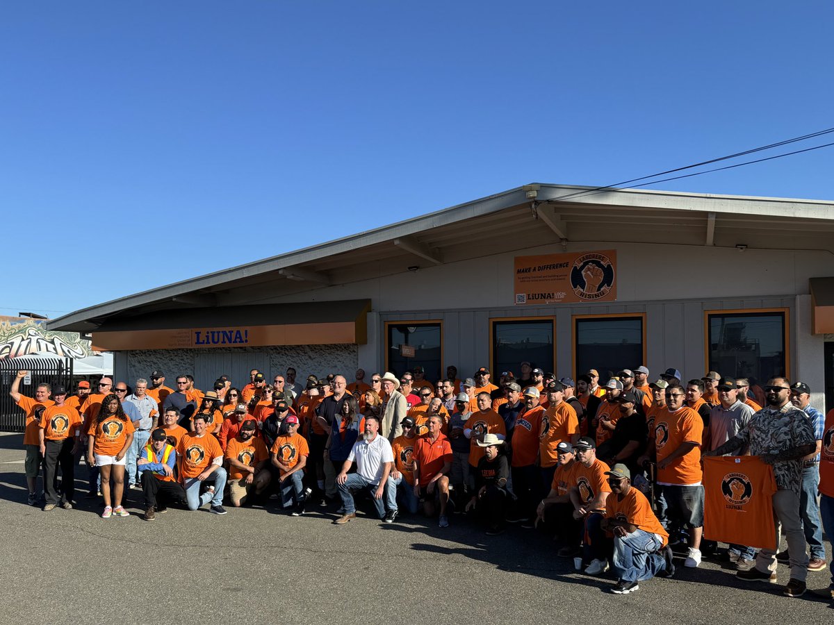 NCDCL's tweet photo. Strong efforts by @LiUNA Members from all over Northern California this morning. 2300 households in a contested District. #WeFightWeWin #LaborersRising https://t.co/jPgwKJGog5