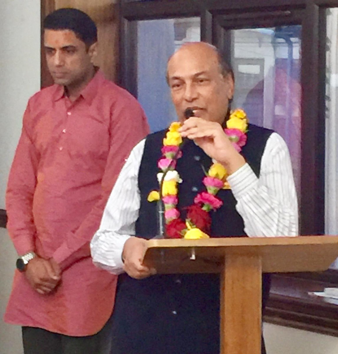 TriptiMegeri's tweet photo. Great celebrations at the Shree Swaminarayan Temple  on the occasion of the temple’s 42nd Anniversary. 

@hciwales congratulated the temple committee &amp; appreciated the activities they do throughout the year.  Atmosphere was divine with Bhajans and  other religious activities. https://t.co/tAT1III6Ea