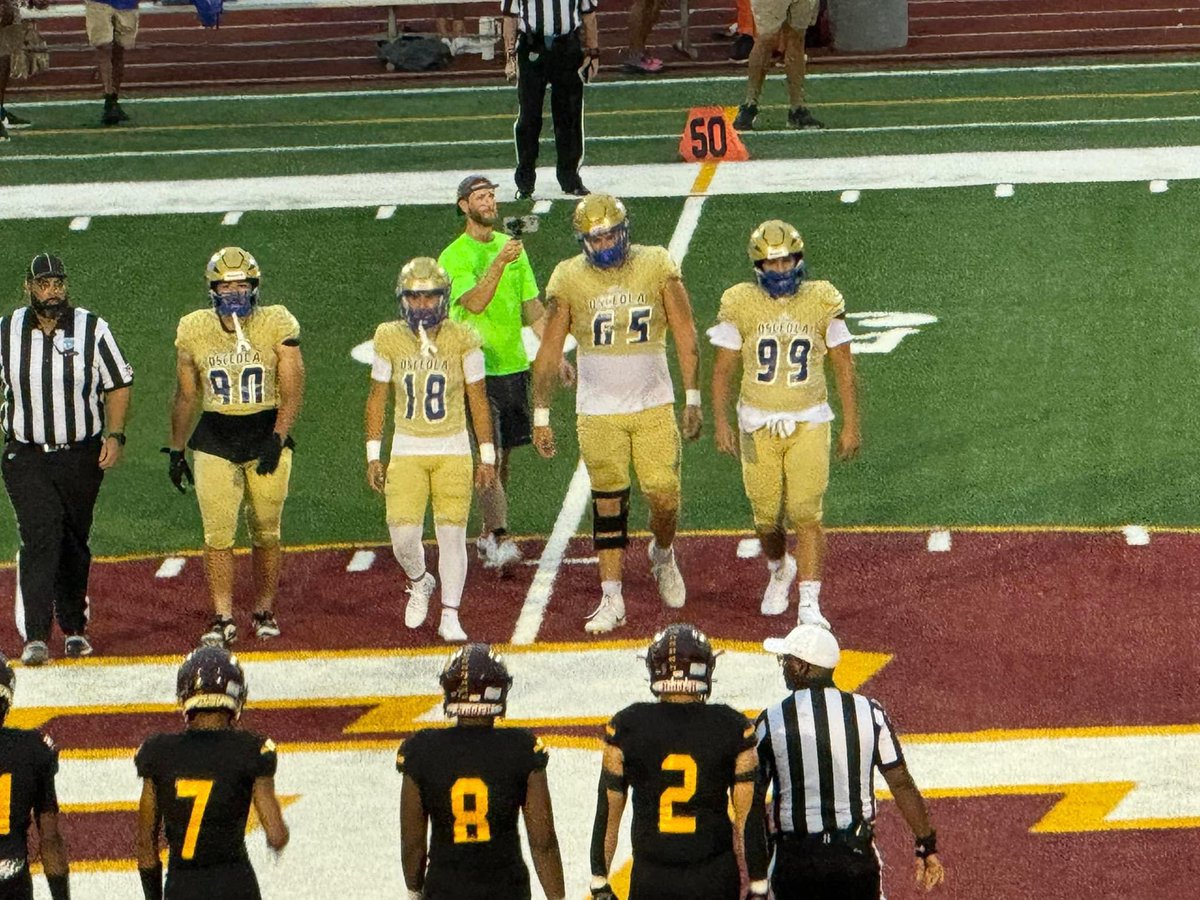 Adrian_gon21's tweet image. Great win last night over St. Cloud 
-8/8 PAT 
-Kickoffs: 7/8 touchback avg. 65 yards
- deep left recovered 
@HKA_Tanalski 
@CoachEP_OHS