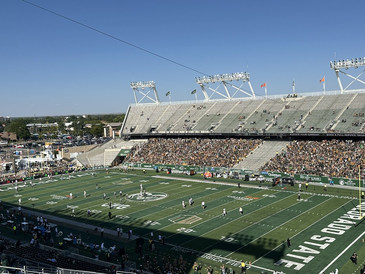 GoBroncosTBH's tweet image. Only real fans are at this game tbh. #CSUvsCU