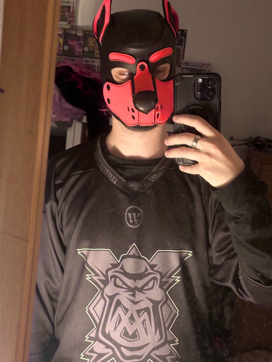 Hockey Puck… more like Hockey Pup!