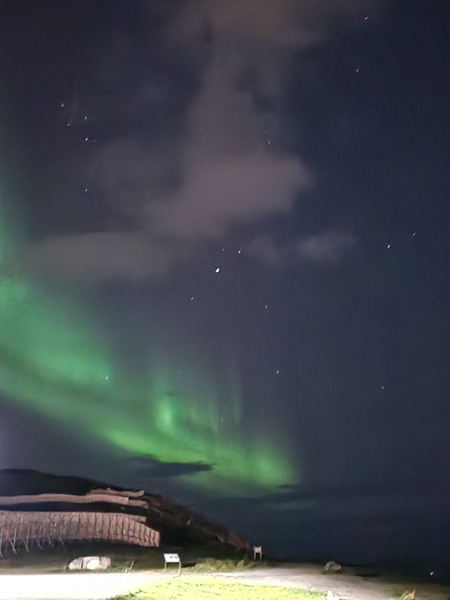 LiltleMee's tweet photo. Northern light  🥰 #Finnmark #Norway #NatureBeauty #NaturePhotography #northernlights https://t.co/ayzN1ypcBx