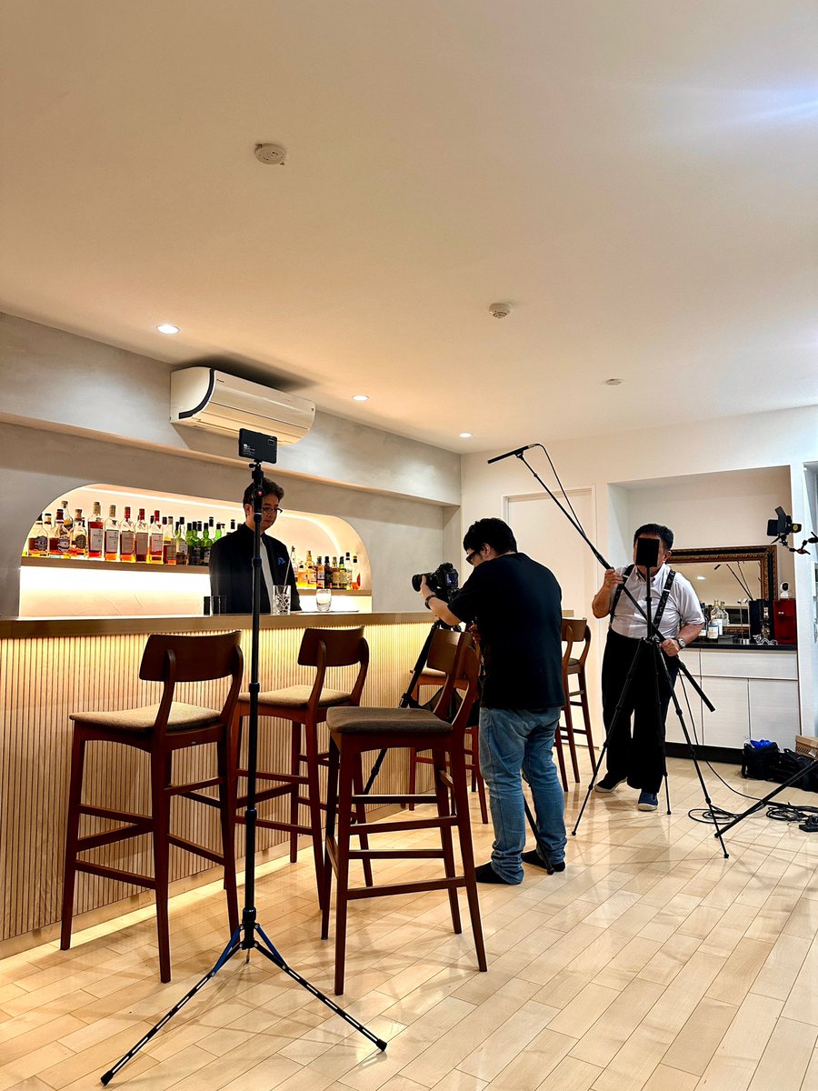 chikae_jyou's tweet image. おはPure🎩

オリジナル曲『Gradation』のPV撮影！
『Summer Adventure』に続いてヒグチナオタカさんに🎥

ヒグチ映像堂
eizodo.com

お楽しみに😊

Pure Pure〜♪

#Gradation 
#ヒグチナオタカ
#チカエ嬢
#ヒグチ映像堂
#PV撮影
#サックス　
#SummerAdventure
#チカエ嬢オリジナル曲