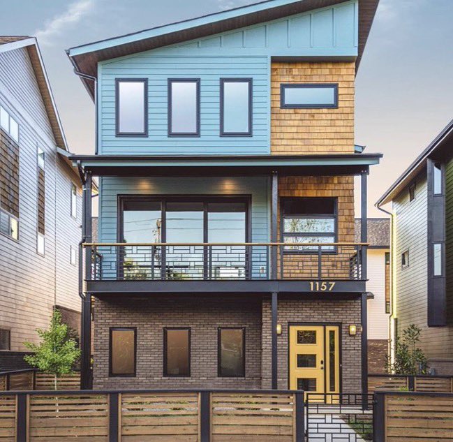 Tesho13's tweet photo. One of my favorite developments in Charlotte..

14 single family houses on 1.2 acres https://t.co/lsj3TEoOVA