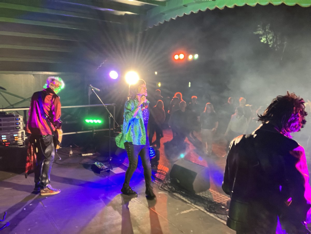 Not The Rolling Stones (@ntrs_official) on Twitter photo Fantastic fun tonight at #StrodePark #HerneBay, what a great crowd! 👏👏👏
#RollingStones #RocknRoll #LiveMusic #TributeShow #TributeBand
<a href="/james_stead/">James Stead</a> <a href="/joehazellmusic/">Joe Hazell Music</a> Fantastic fun tonight at #StrodePark #HerneBay, what a great crowd! 👏👏👏
#RollingStones #RocknRoll #LiveMusic #TributeShow #TributeBand
<a href="/james_stead/">James Stead</a> <a href="/joehazellmusic/">Joe Hazell Music</a>