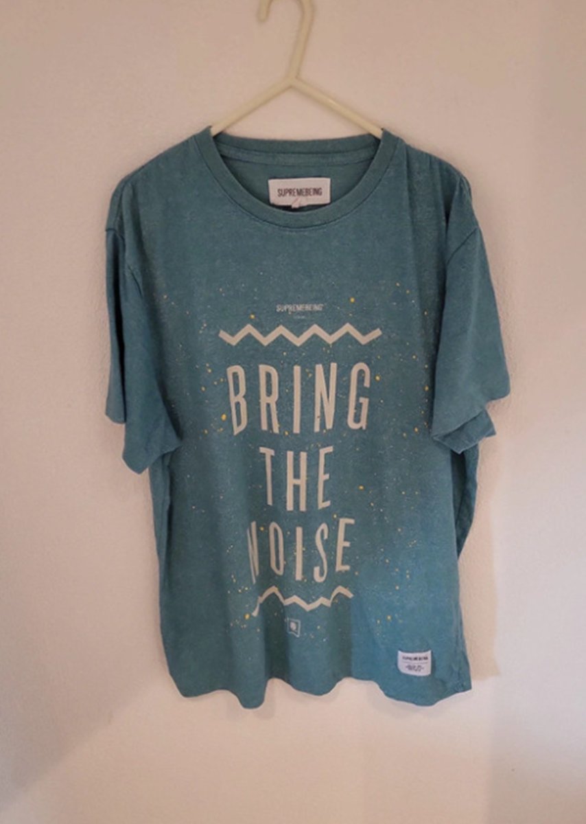 BelindasHandbag's tweet image. Supremebeing Mens Slogan T Shirt Bring the Noise Size L

#mensfashion #slogans #tshirts #eBaySeller 
ebay.co.uk/itm/3157558910…