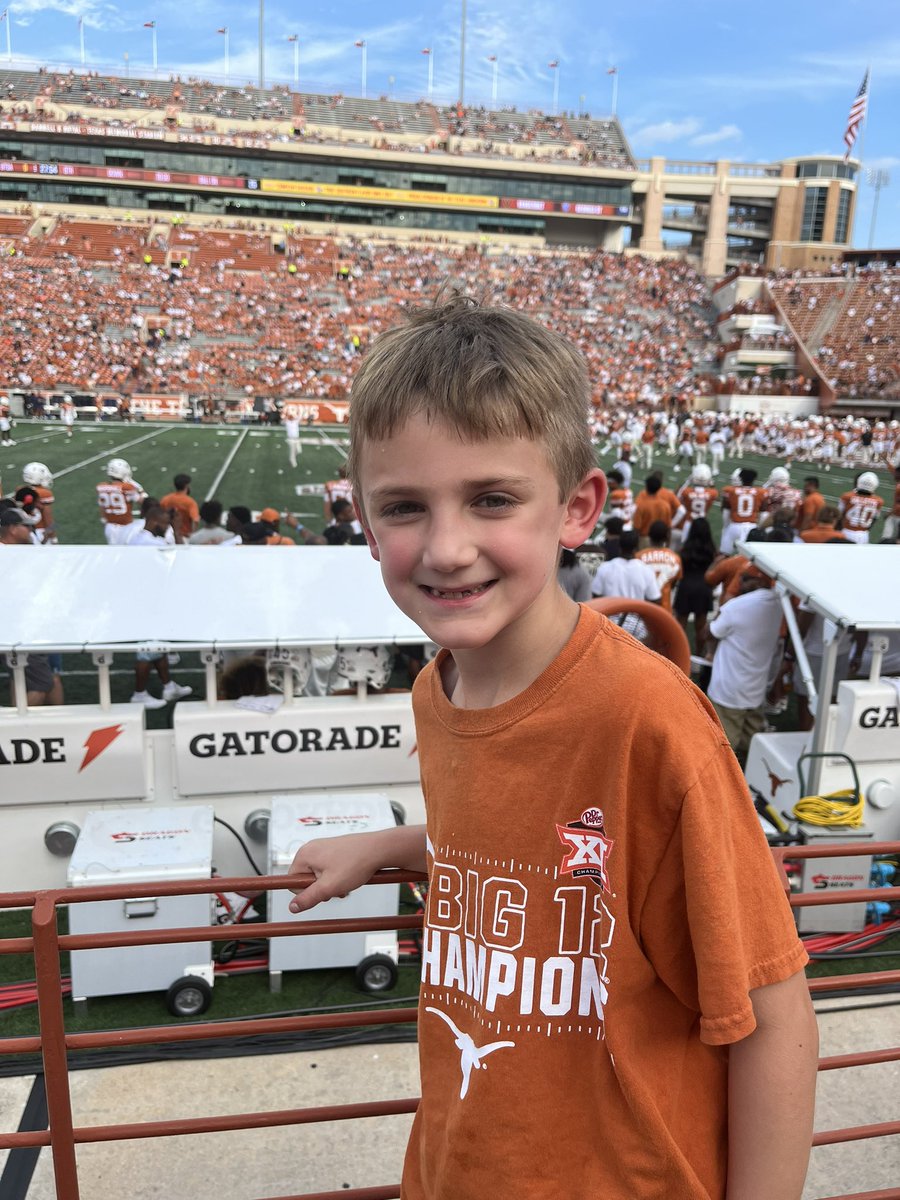 cderr1981's tweet photo. #HookEm https://t.co/JFaqx7oZzU