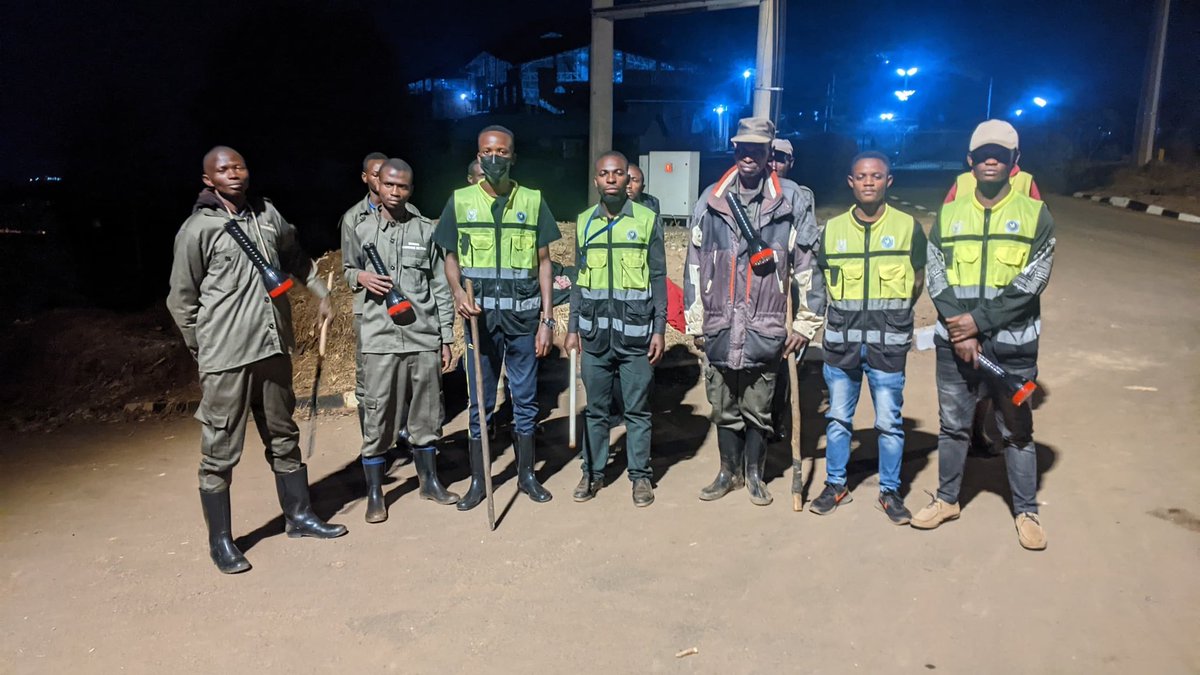Urubyiruko rw'Abakorerabushake mugukumira no kurwanya ibyaha ntago dutangwa mugutanga umusanzu wacu  dufatanyije n’abaturage aho dutuye kurinda umutekano ndetse tunarushaho kugenzura  imikorere y’irondo muri rusange.

#UmutekanoUganzeIwacu 

<a href="/RwandaLocalGov/">Ministry of Local Government | Rwanda</a> 
<a href="/Rwandapolice/">Rwanda National Police</a>