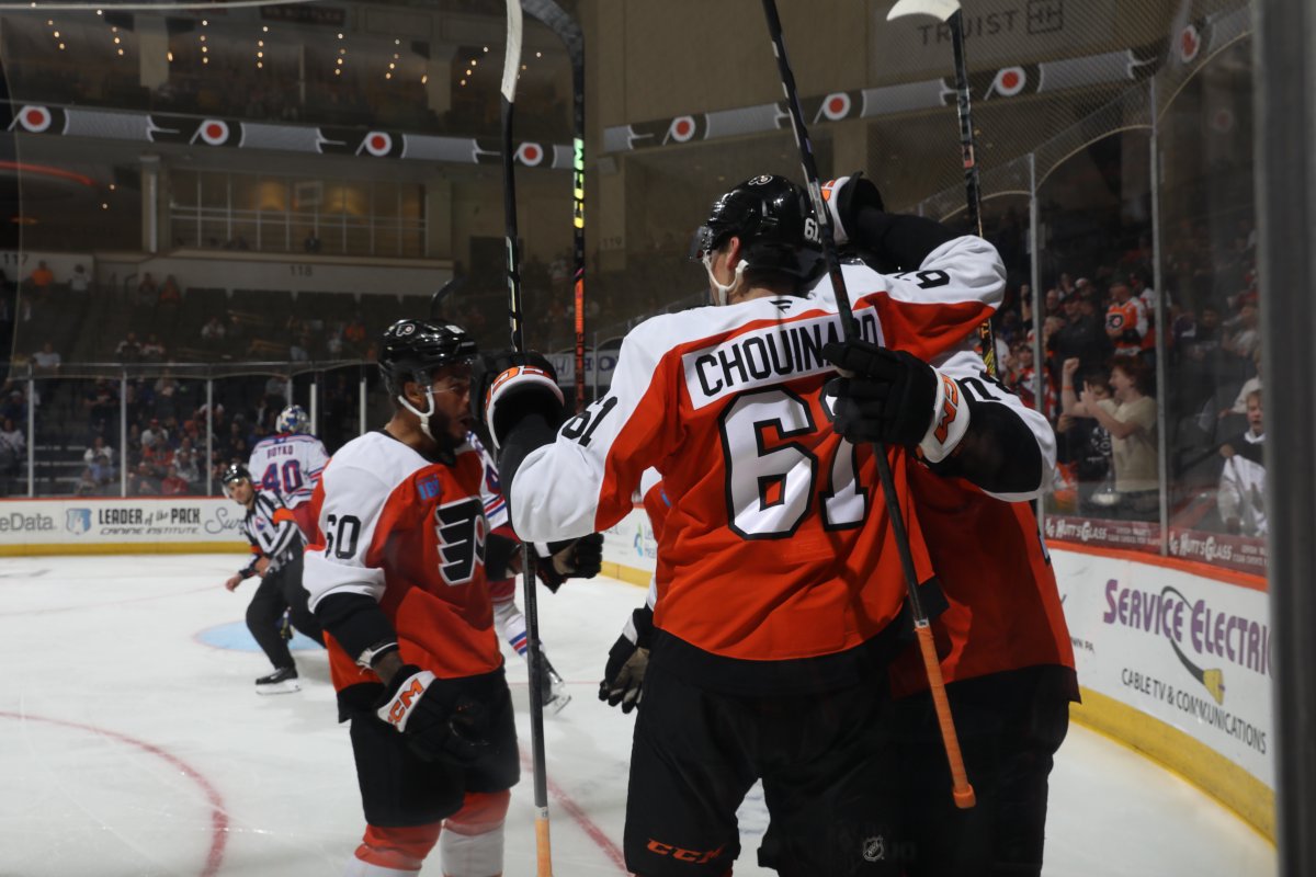LVPhantoms's tweet photo. That hockey’s back feeling 🤩 https://t.co/kOhrLjrj5W