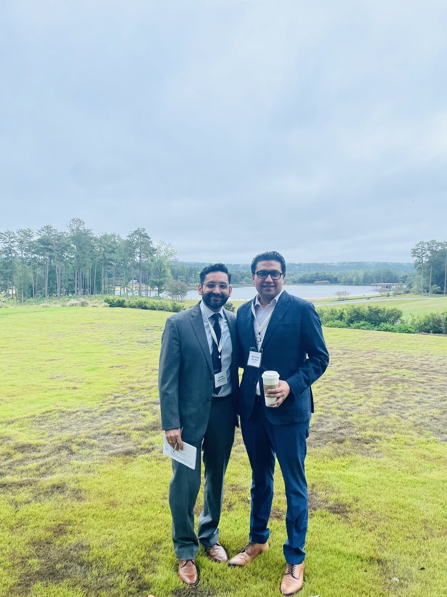 BilalMohammadMD's tweet image. Incredible first day 🔥 at the #GeorgiaGastroenterologySociety Meeting

✳️ Awesome Hands On Lab
✳️ Inspiring talks 
🧊 Icing on the 🎂-surprise visit by #Senator @SonyaHalpern_ for an incredible discussion on #CRCscreening

Kudos to Mr President @chawla_gi for an awesome meeting