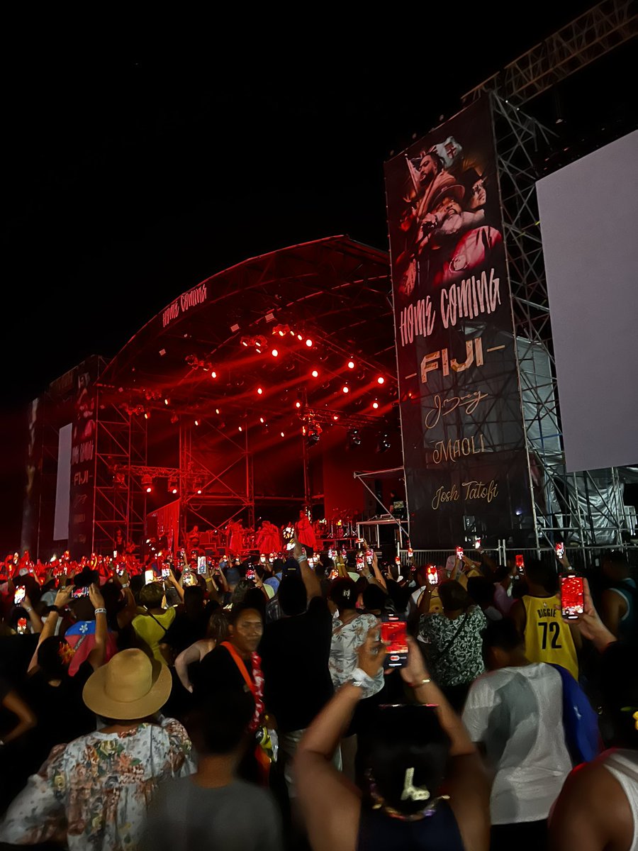 IAMSUVABABY's tweet photo. Worth every damn dollar 🔥 I’ve been to different music fests overseas but having one here right at home with the legend FIJI was definitely a lifetime experience 💯🔥#FIJIhomecoming24 #suvababy #onadiko https://t.co/9jPvvCD5Jm