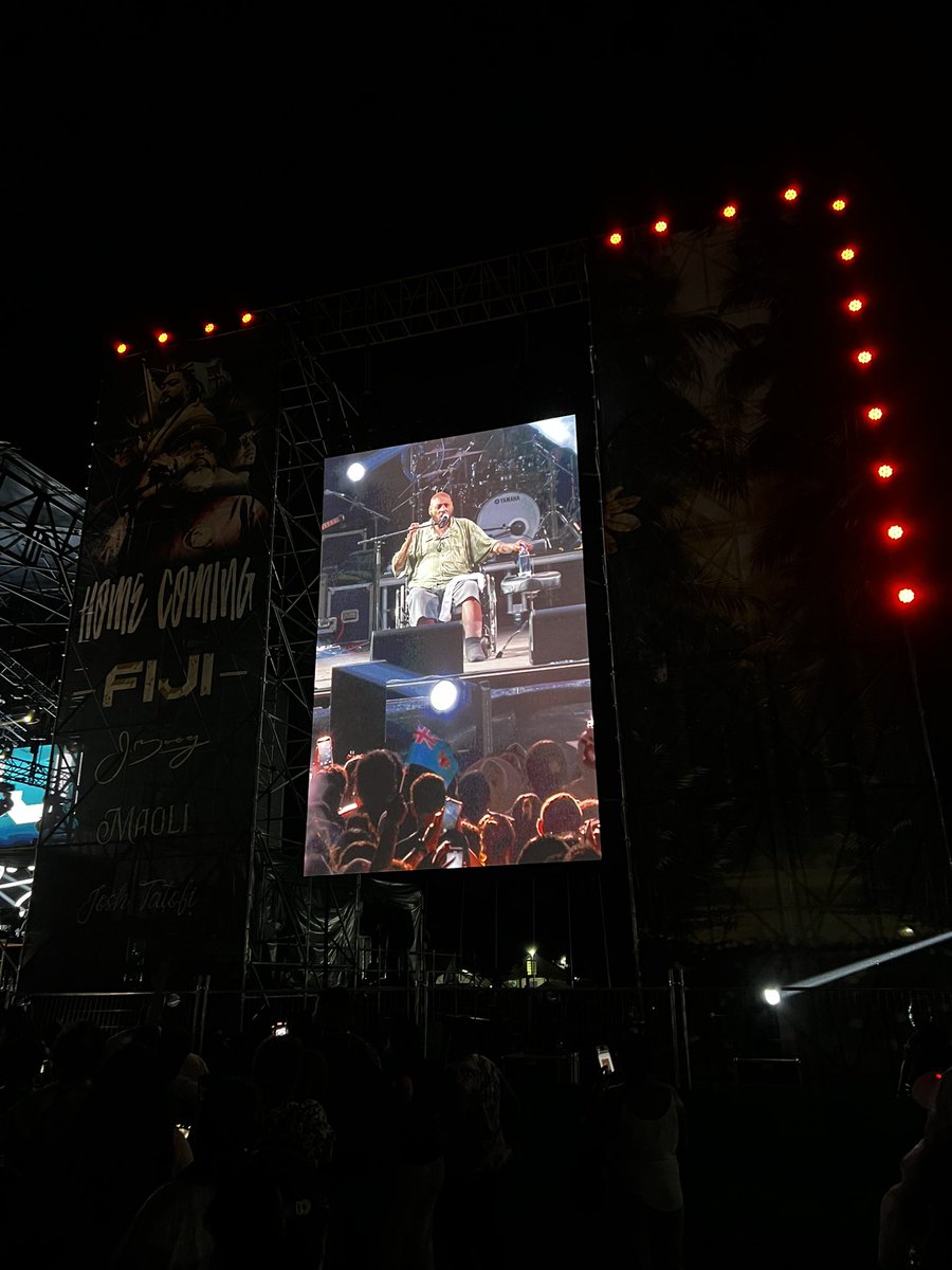 IAMSUVABABY's tweet photo. Worth every damn dollar 🔥 I’ve been to different music fests overseas but having one here right at home with the legend FIJI was definitely a lifetime experience 💯🔥#FIJIhomecoming24 #suvababy #onadiko https://t.co/9jPvvCD5Jm