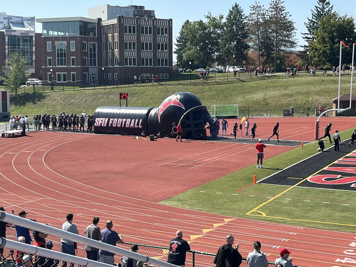 Awesome Game Day atmosphere at DeGol Field watching <a href="/RedFlashFB/">Saint Francis Football</a> 
Thank you <a href="/Coach_Hutchison/">Joshua Hutchison</a>  <a href="/CoachV_SFU/">Chris Villarrial</a> for the game day invite. Can’t wait to get back there.