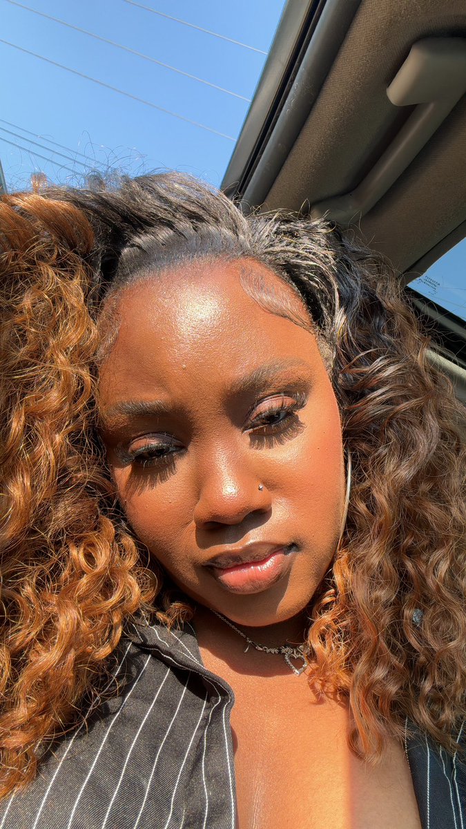 niyyonice's tweet photo. Pretty brown 🤎 https://t.co/EfHN0cfXri