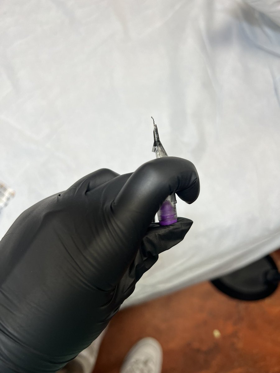 sailxrmn's tweet image. hmu for $13 tattoos