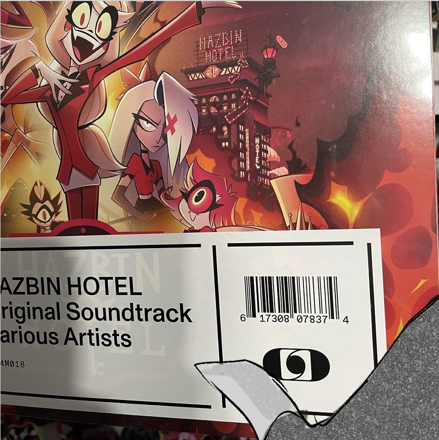 katzebruh's tweet photo. Lucifer getting covered is so Monsters Inc. coded akdkakkf

#Alastor #HazbinHotel https://t.co/jDz2xeHild
