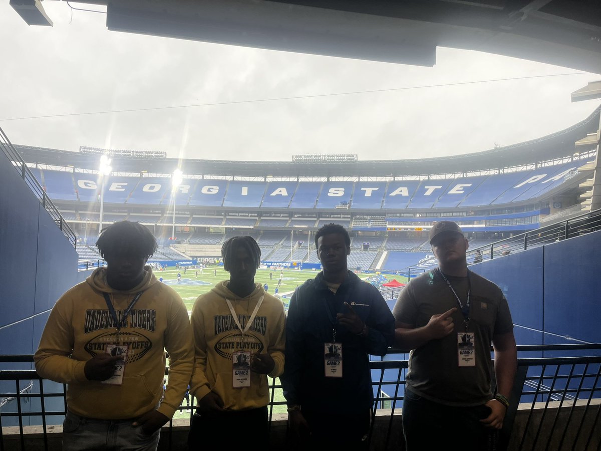 CordeJefferson1's tweet photo. 📍GSU @GeorgiaStateFB @Coach_Treal https://t.co/4hFUmjRM0A