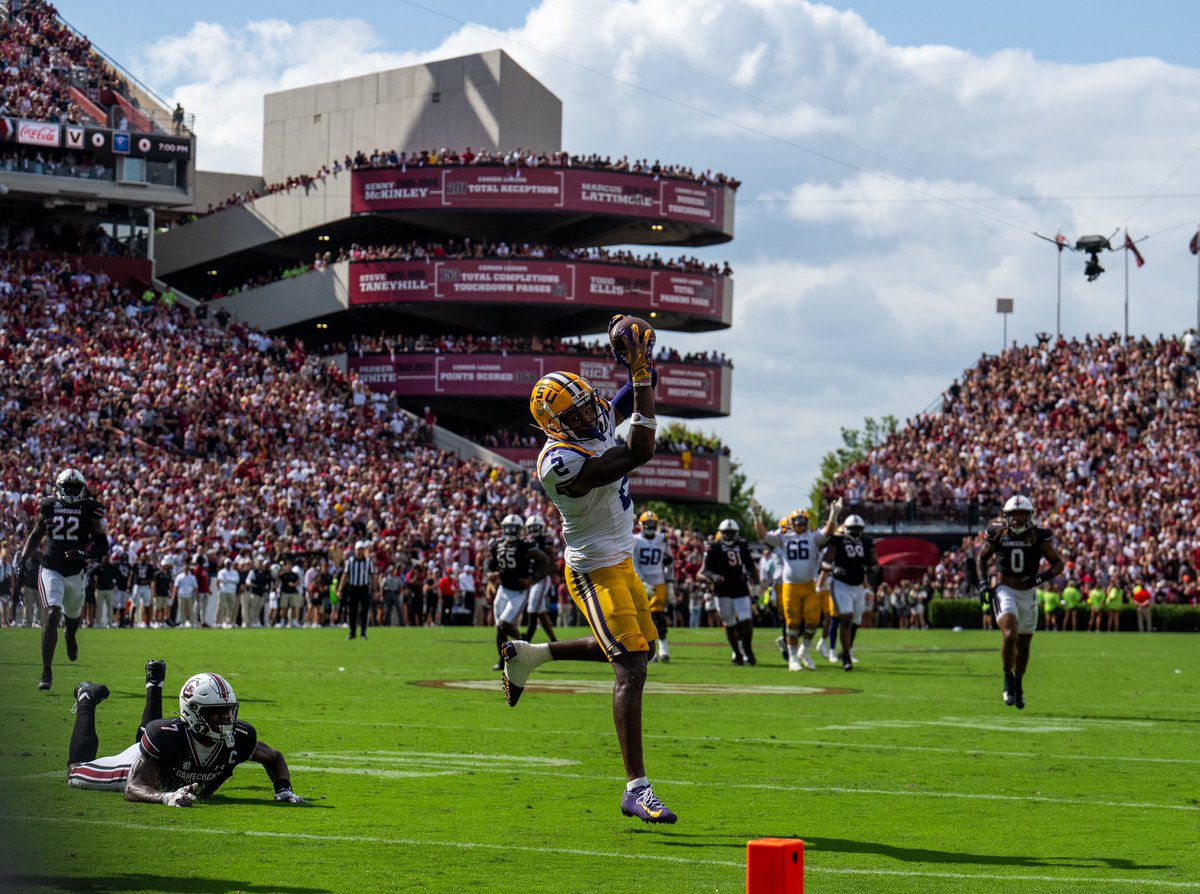 mjohnsonphoto's tweet photo. Done here in South Carolina following @LSUfootball 36-33 win over @GamecockFB. Photos from the game are live @NOLAnews & @theadvocatebr #PHOTOS #photooftheday #LSU #GeauxTigers #LSUvsSC #LSUFootball #NCAAFB #nikonphotography
https://t.co/chScQrSdvY https://t.co/f4Ud38l7hq