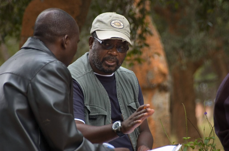 In memory of our dear friend and colleague, Davison Gumbo

cifor-icraf.org/colands/in-mem…