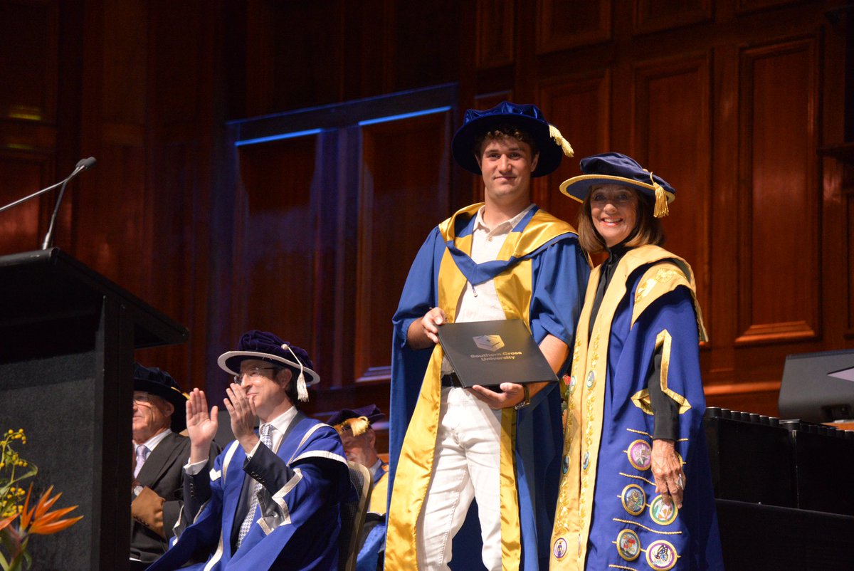 C_Moras12's tweet image. The official graduation photo. Thank you @SCU_Australia and Sandra McPhee AM for this unforgettable experience. Huge thanks to all my supervisors, my family and friends, those present in person, others overseas, and the few watching from above. And thanks to my beloved Frankie ❤️