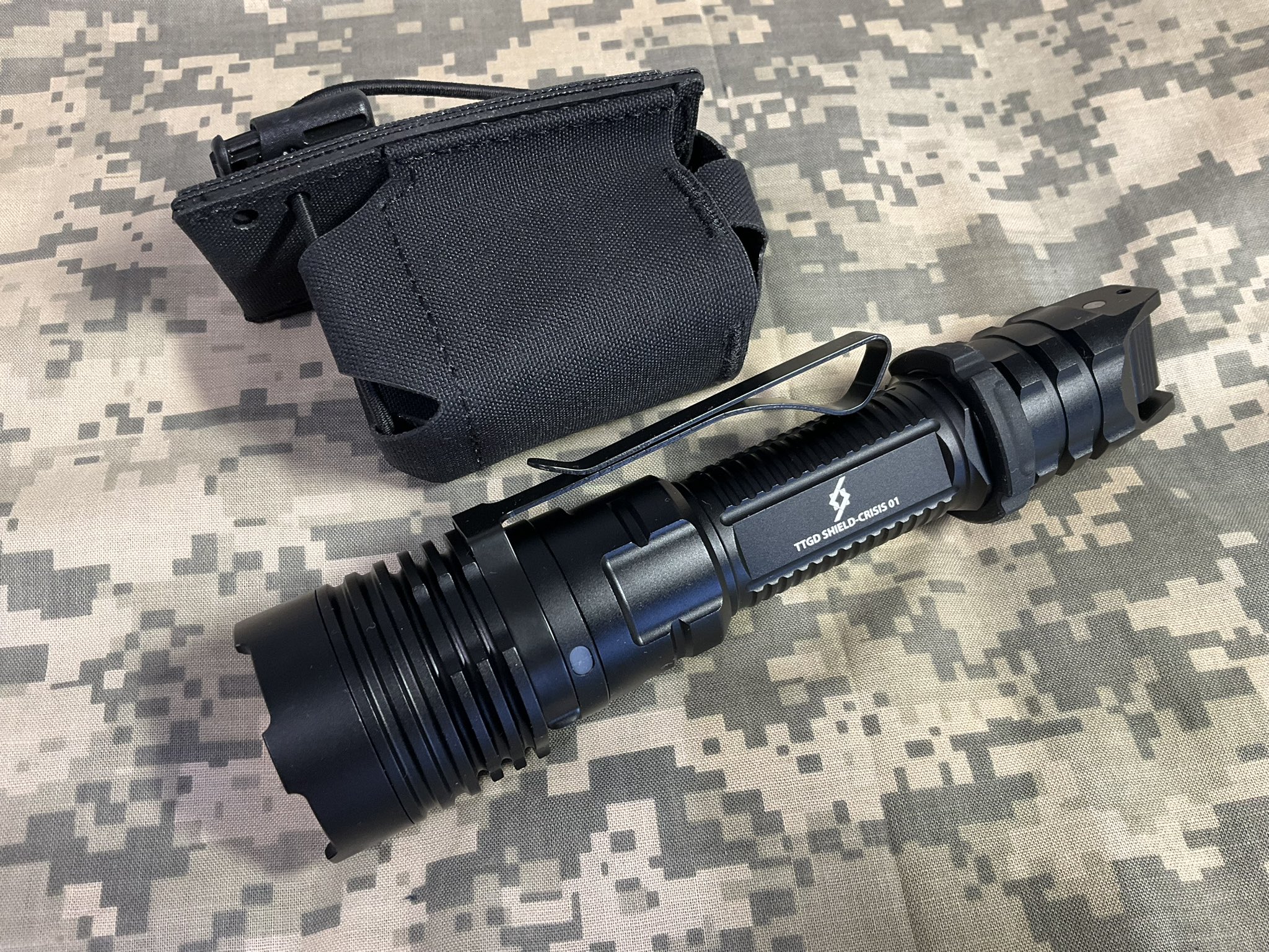 ライト・ランタン TTGD CRISIS 01 ライト・ランタン TTGD CRISIS 01 6947e0cb29650fef54f0b4af64bb8a