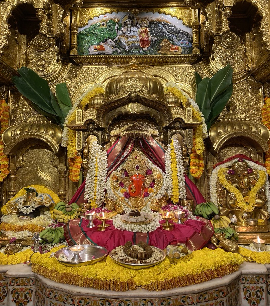 Shri Siddhivinayak Temple tweet media