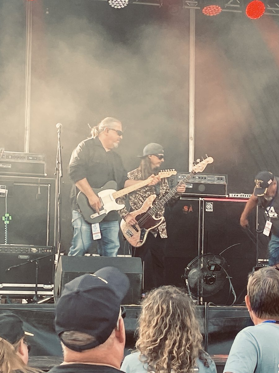 Shoutout to Dazed n Confused STL for an amazing set! 🎸 And how cool was that parachute jump!?

Big thanks to <a href="/veteransunited/">Veterans United</a> for sponsoring such a memorable moment! 🙌

#Songs4Soldiers #S4S2024 #Songs4SoldiersSTL #charity #veterans