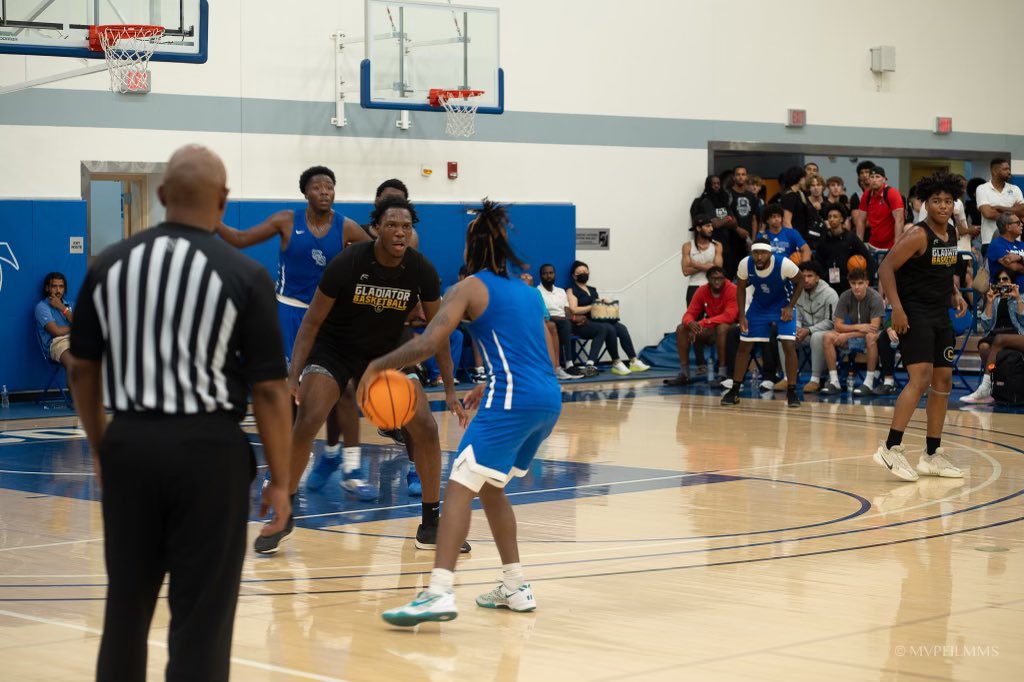 Your Gladiators just completed defeating 2024 Final 4 state team West LA College 53-48 at the So Cal JC Jamboree. In Day 2 your Gladiators complete the day 2-0! Blessed to have excellent student athletes and coaching staff! Heading home and time to get back to work! 🙏🏾 

Your