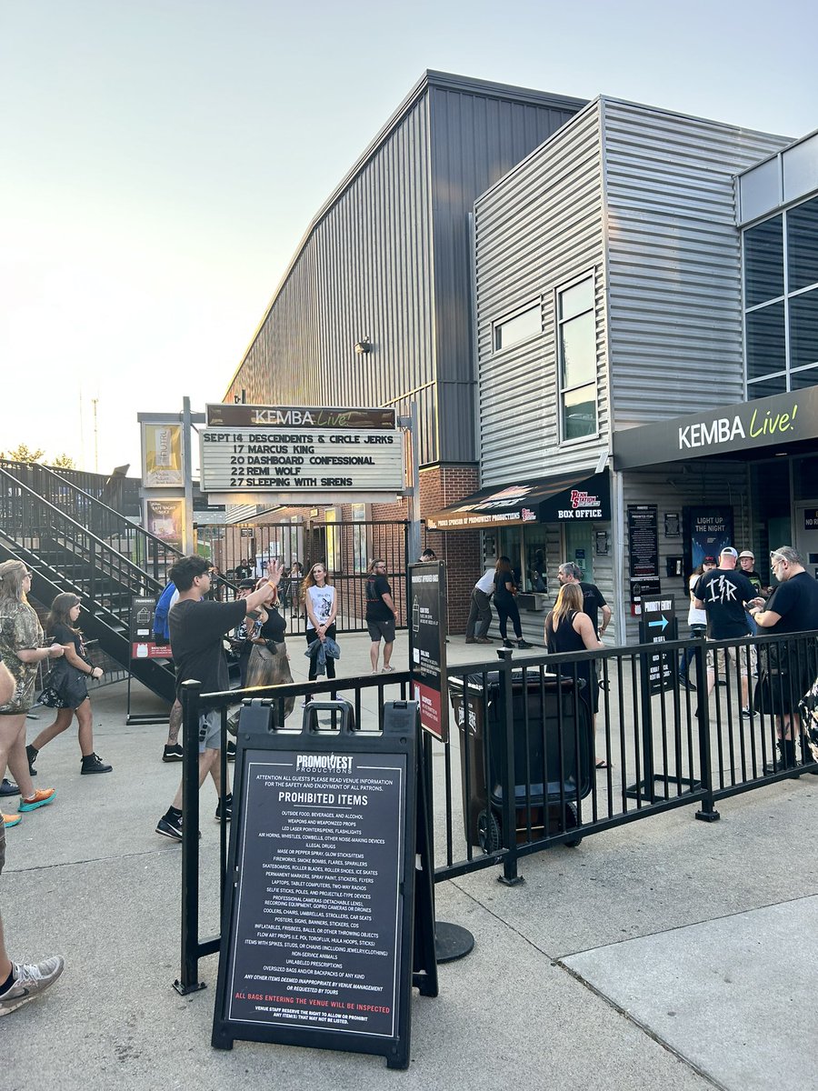 Descendents / Circle jerks