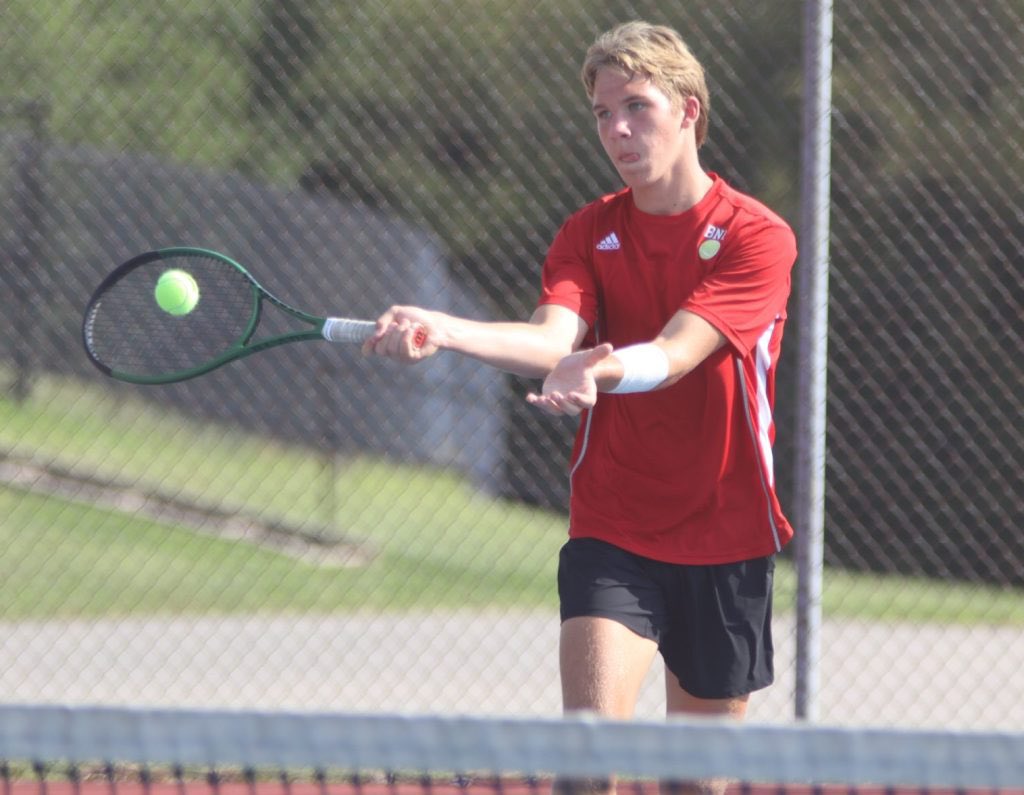 BNL tennis drops two matches at Edgewood wbiw.com/2024/09/14/sta… <a href="/BNLHSAthletics/">BNL Athletic Department</a> <a href="/BnlBoys/">BNL BOYS TENNIS</a> <a href="/Edgewood_Stangs/">Edgewood Mustangs</a> <a href="/tennis_hs/">Greencastle Tennis</a>