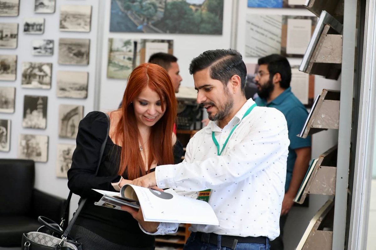 chema_fraustro's tweet photo. El @SaltilloGob participa en la edición 26 de la @FILCoahuila 2024, que organiza el @GobDeCoahuila, en donde el @culturasaltillo y el @ArchivoSaltillo, ofrecen presentaciones de libros, exposiciones y un acervo pictórico del Saltillo antiguo. ¡Te esperamos! #SaltilloNosUne https://t.co/l19AcfBxm4
