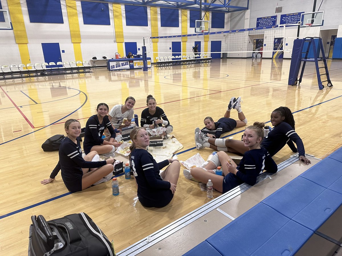 EHSMavs_VB's tweet photo. JV and 9th grade competed at the FISD tournament today. Both teams got 2nd in their pool (winning some tough sets against Reedy, McKinney, and Walnut Grove). 9th grade won the consolation side of the bracket 🔥💙 great job this weekend! #fearless #maverickstrong https://t.co/ZyirgvPRbY