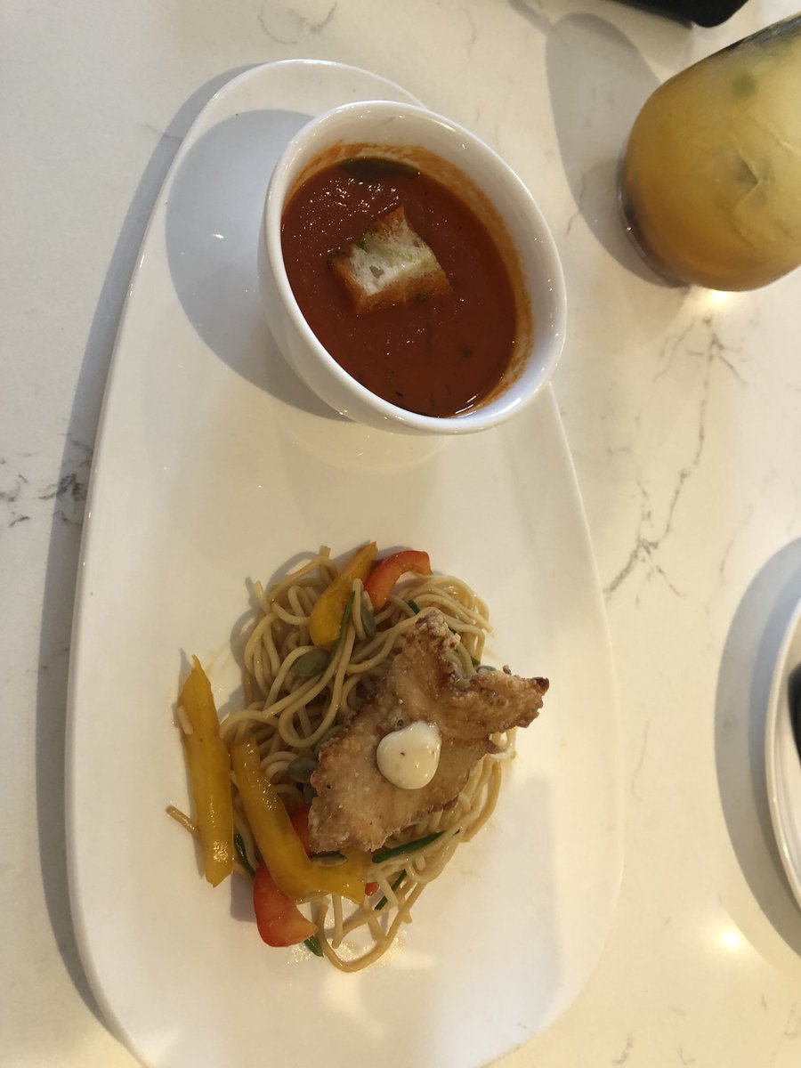 If you have not been to at 400 Brant you need to go.  It is beautiful, friendly staff, great food, private rooms for functions and a downstairs room with golf simulators <a href="/DTBurlingtonON/">Downtown Burlington</a> <a href="/BurlingtonTour/">Tourism Burlington 🇨🇦</a>