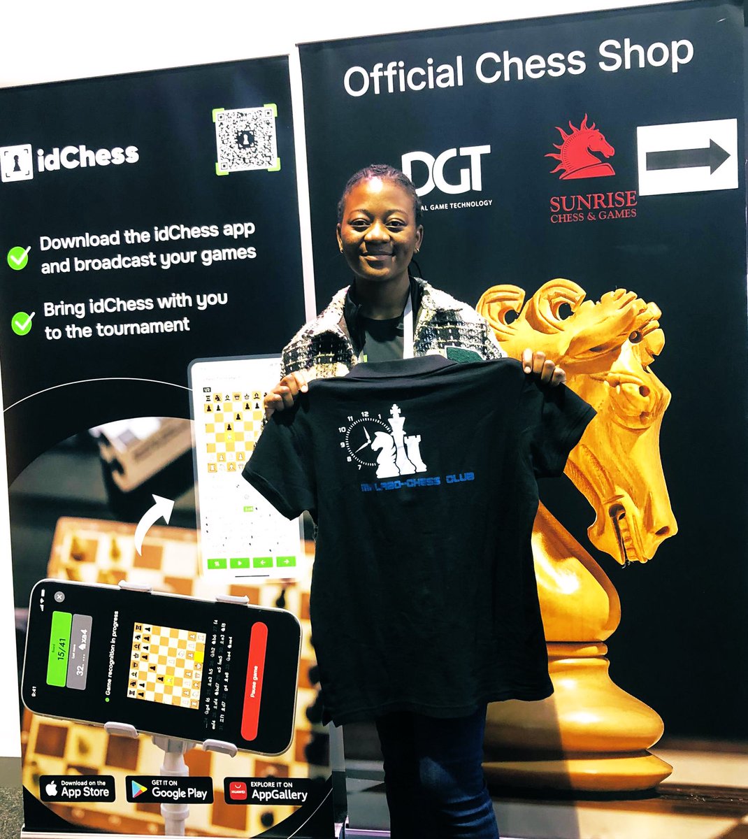 MalaboClub's tweet photo. Talento Jóven Ecuatoguineano en marcha…incondicionalmente, sin apoyos  y contra toda adversidad! Victoria de Cinthia en las #ChessOlympiad2024 #BudapestOlympiad 3-1 contra la selección femenina de São Tomé 👏👏🥳 https://t.co/1AM4NaXDLz