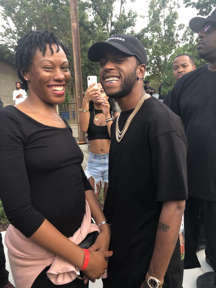 muhTEEuh's tweet photo. #EALL 1  year anniversary party at The Gathering Spot Atlanta https://t.co/KNBZ5KcnGI