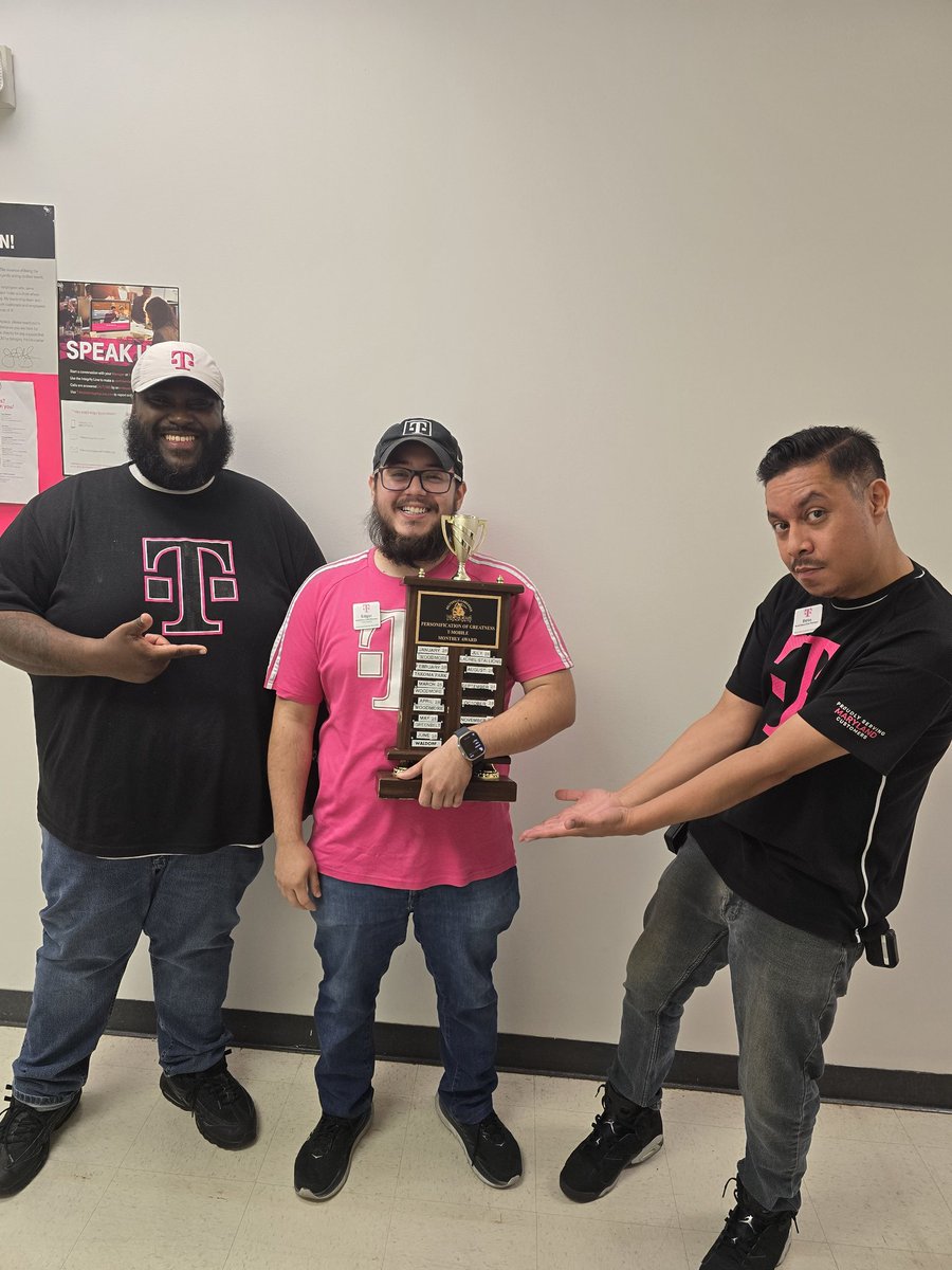 Had to collect our winnings one last time! Shout out to my team for being #1 in our #reapers district.  Wolfpack baby! Once a reaper, always a reaper! #GangGang <a href="/Tarek_Hammad/">Tarek Hammad ⭕️</a>  🤞🏾