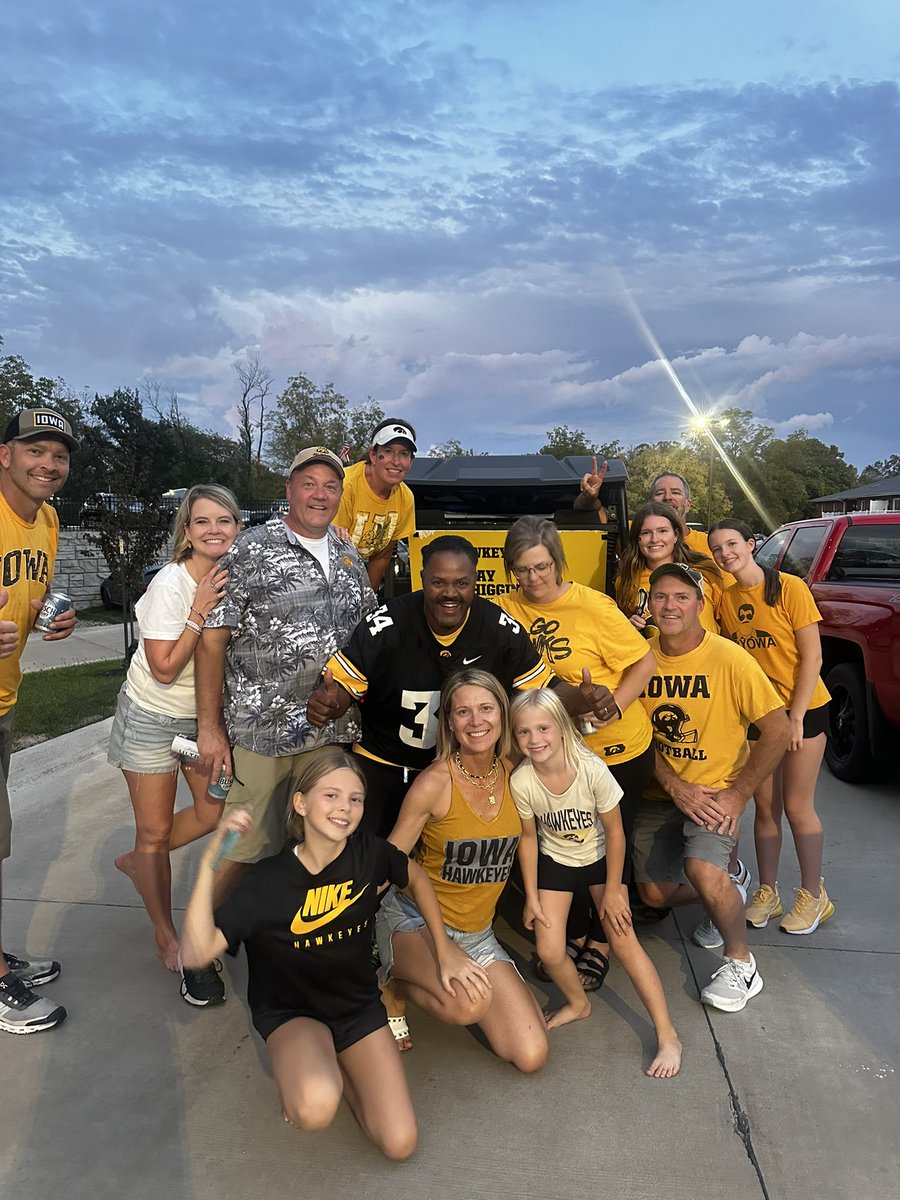 Orton3Orton's tweet photo. Higgins dad at our tailgate https://t.co/AZDWaBeDf4