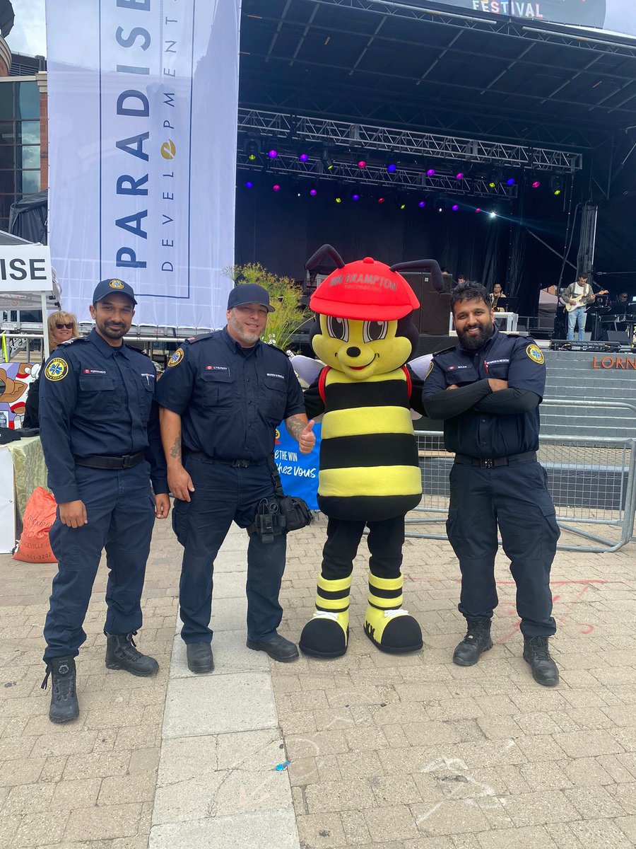 RespondSAR's tweet photo. Last weekend members assisted at the World of Jazz Festival in Brampton. Thank you to everyone who came out and made it a successful event!

Interested in getting involved? Contact us! https://t.co/yos1hE64XB https://t.co/Wh2GLCXg5l