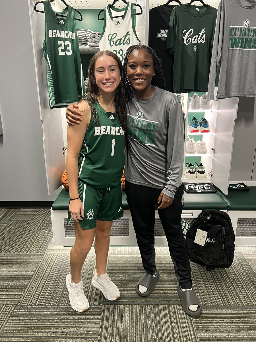 Eliana Arambula tweet media