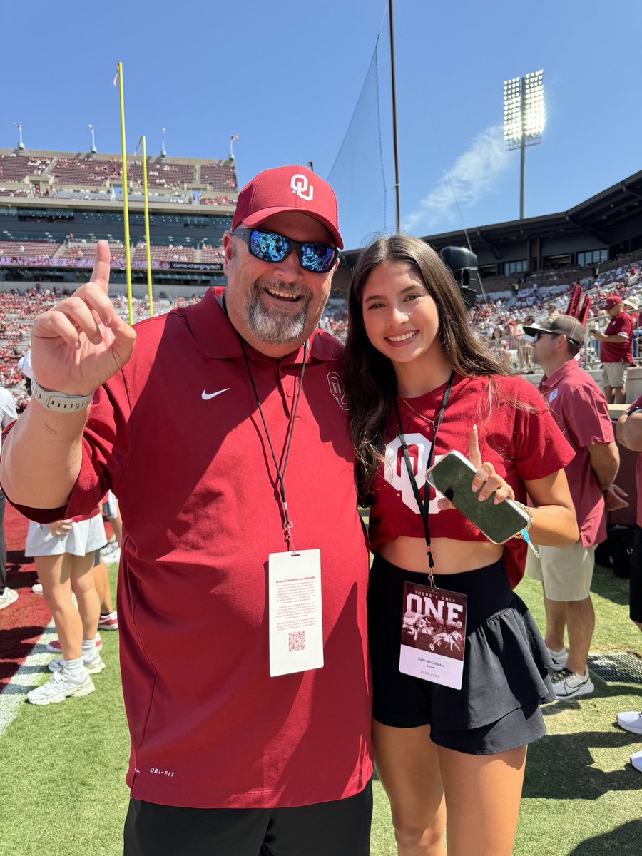 Kate McCallister tweet media