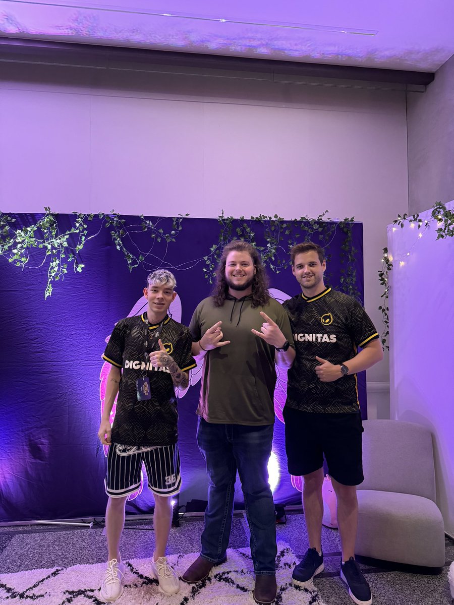 What a pleasure to to meet <a href="/ViolentPandaRL/">ViolentPanda</a> and <a href="/StizzyRl/">VIT stizzy</a>